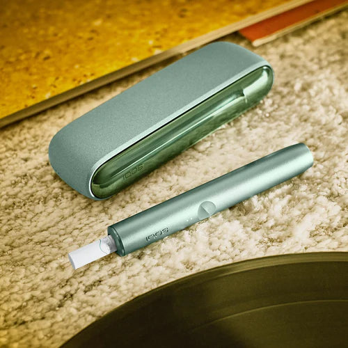 IQOS ILUMA Starter Kit | Free (2 Pack) of TEREA Sticks image 9